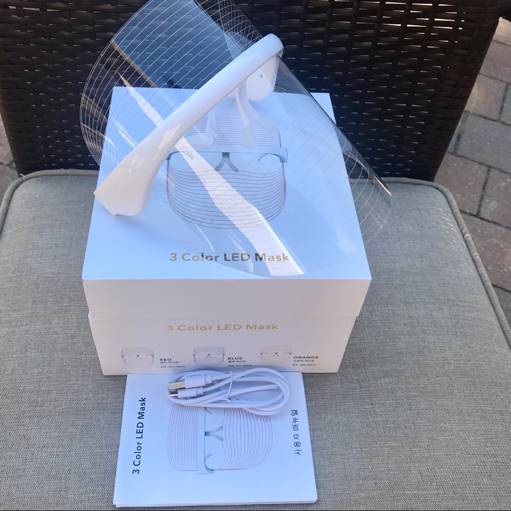 LED Mask anti-aging light theraphy SOLD OUT